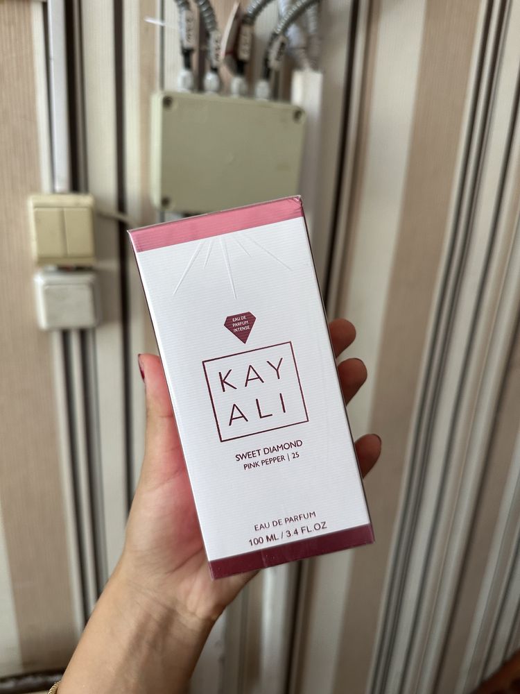 Kayali sweet diamond pink pepper |25