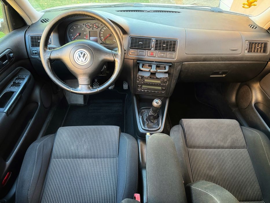 Volkswagen golf 4 1.6 Benzină 105 Cp