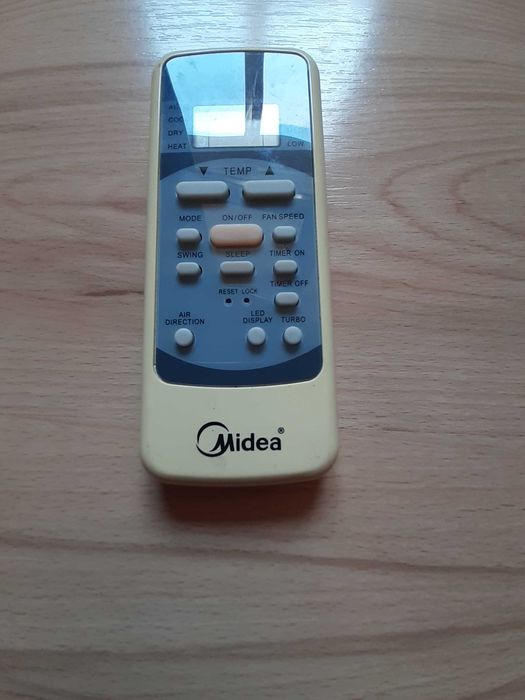 Дистанционно за климатик Midea, TYPE: R51/M/E