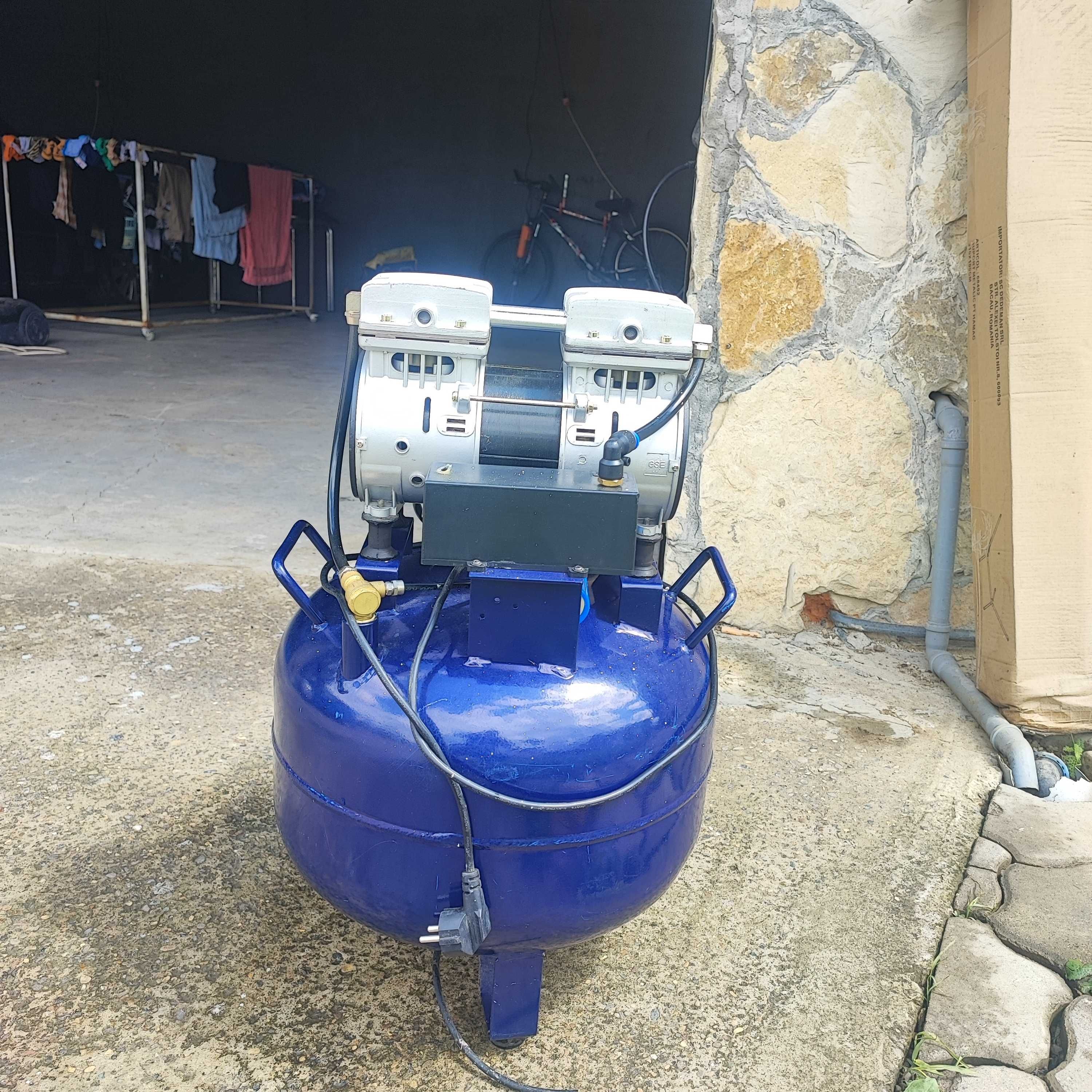 Compresor stomatologic 30L