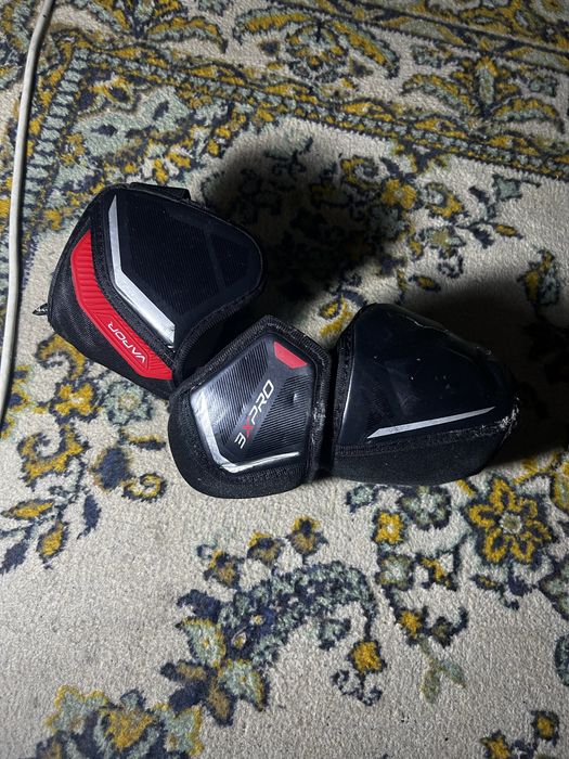 Продам налакотники