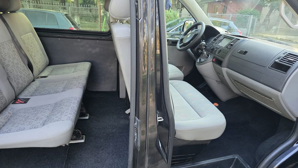 Vw Transporter T5 * 1.9 TDI * An 2008 * Dublu cabina 6 Locuri