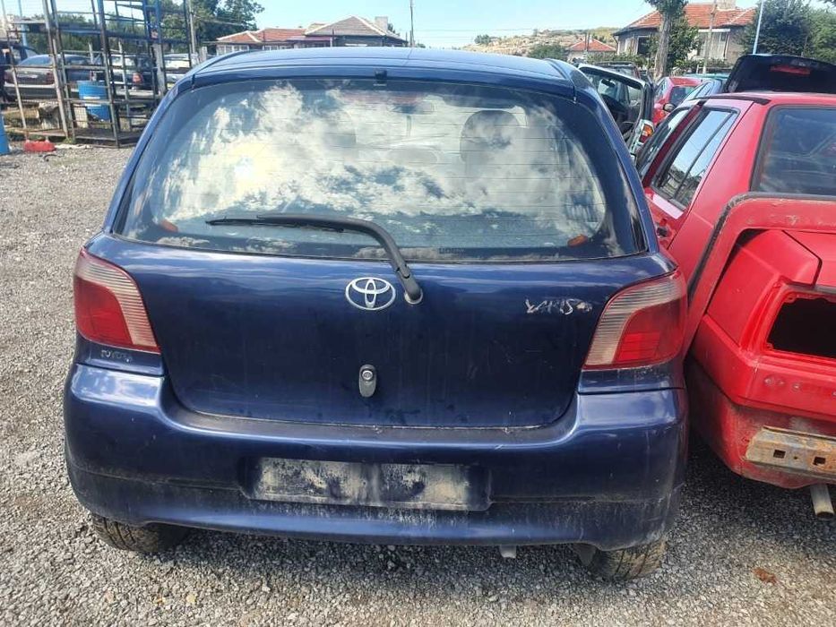 Toyota Yaris 1.0i за части