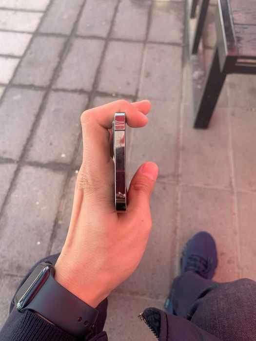 iPhone 12 Pro 88% Keliahamz