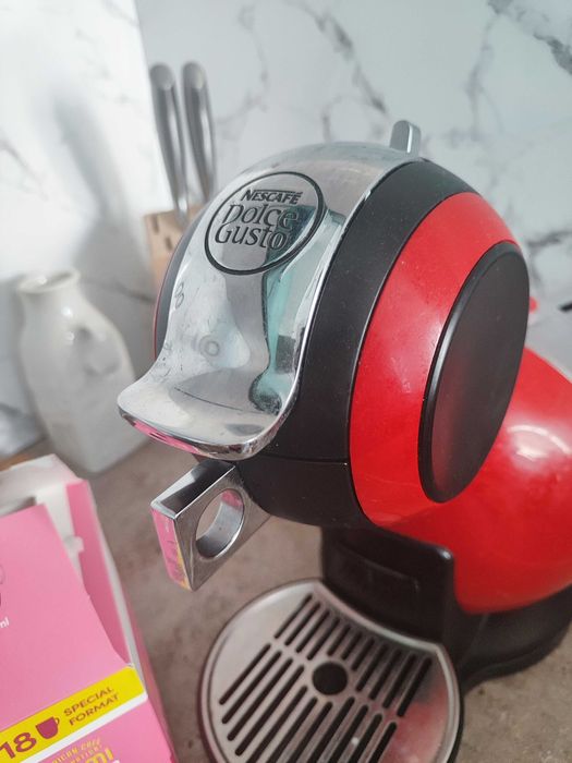 Капсульная кофеварка Nescafe Dolce Gusto