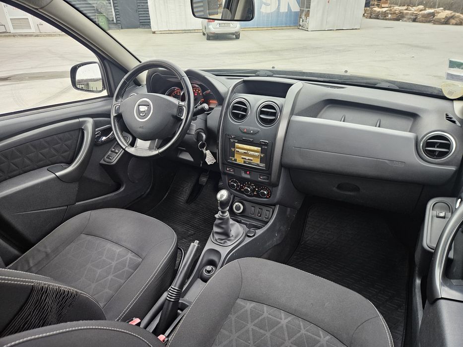 Dacia Duster 1.5 dci 110CP  4x4 4x4