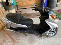 Scuter suzuki  de 150