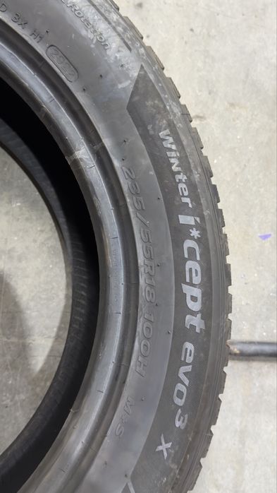 Зимни гуми 235/55/18 Hankook dot22