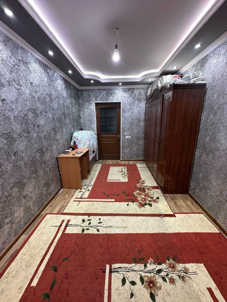 Срочно продается 3-комнатная квартира в яшнабадском районе