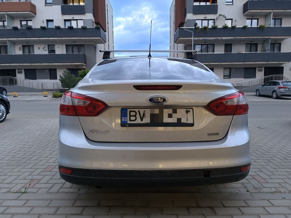Vând Ford Focus 2015...129.000 km reali Variante CanAm