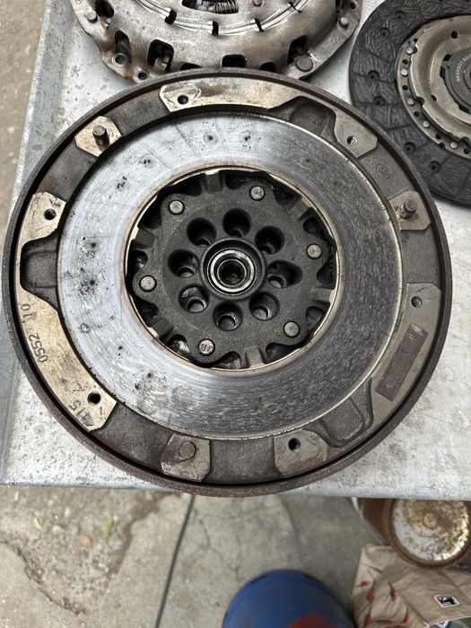 Volanta/ kit ambreiaj bmw n47/F10,F11,E90,E91,E92,E93,E87