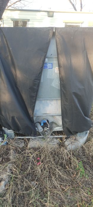 Пластмасов бидон с кран и покривало