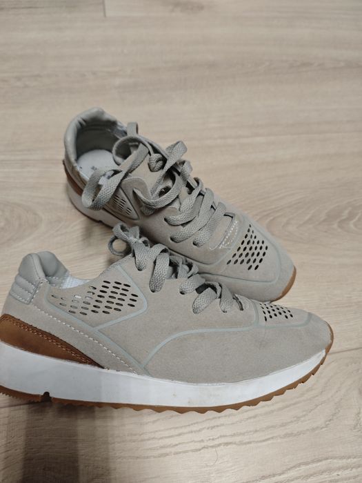 Pantofi / adidasi / ghete baieti