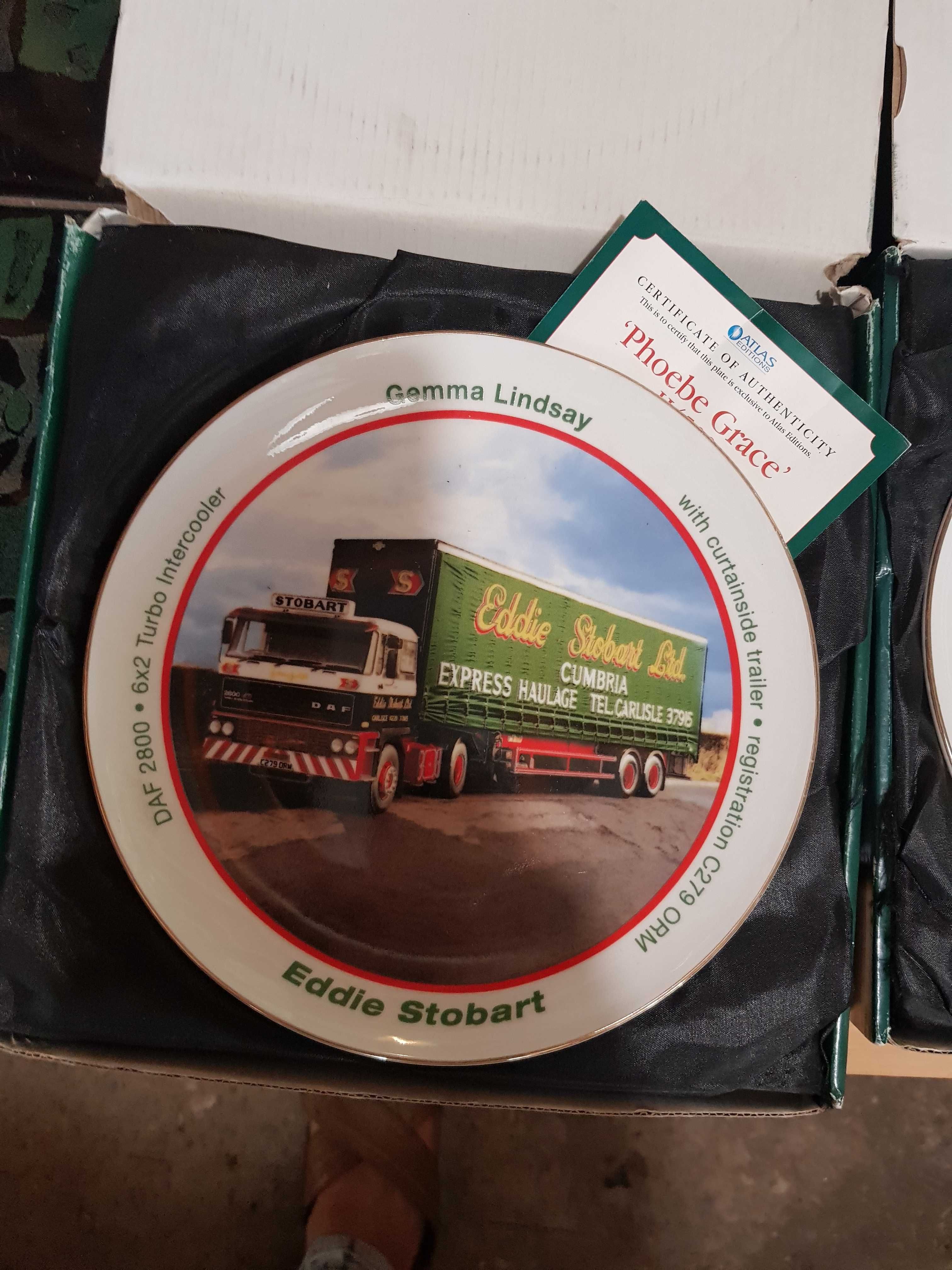Колекция порцеланови чинии с влакове