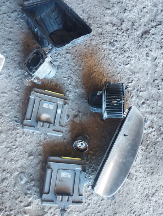 Запчасти на мазда кронос