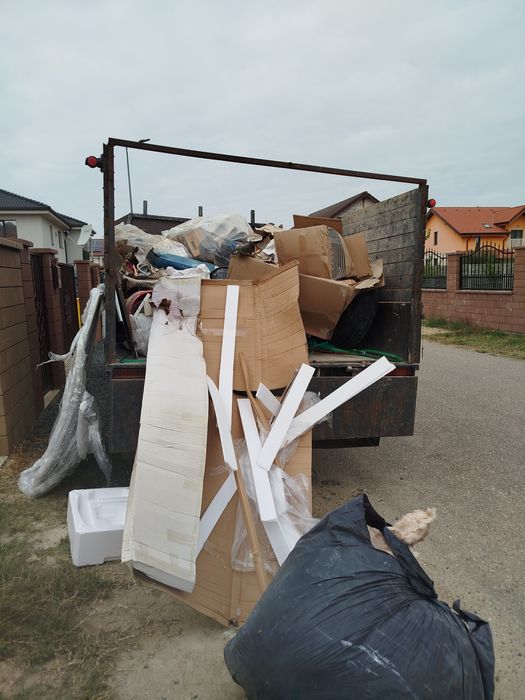 Debarasez ridic saci cu moloz din constructii