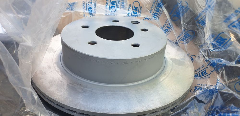 Discuri frana cu aerisire