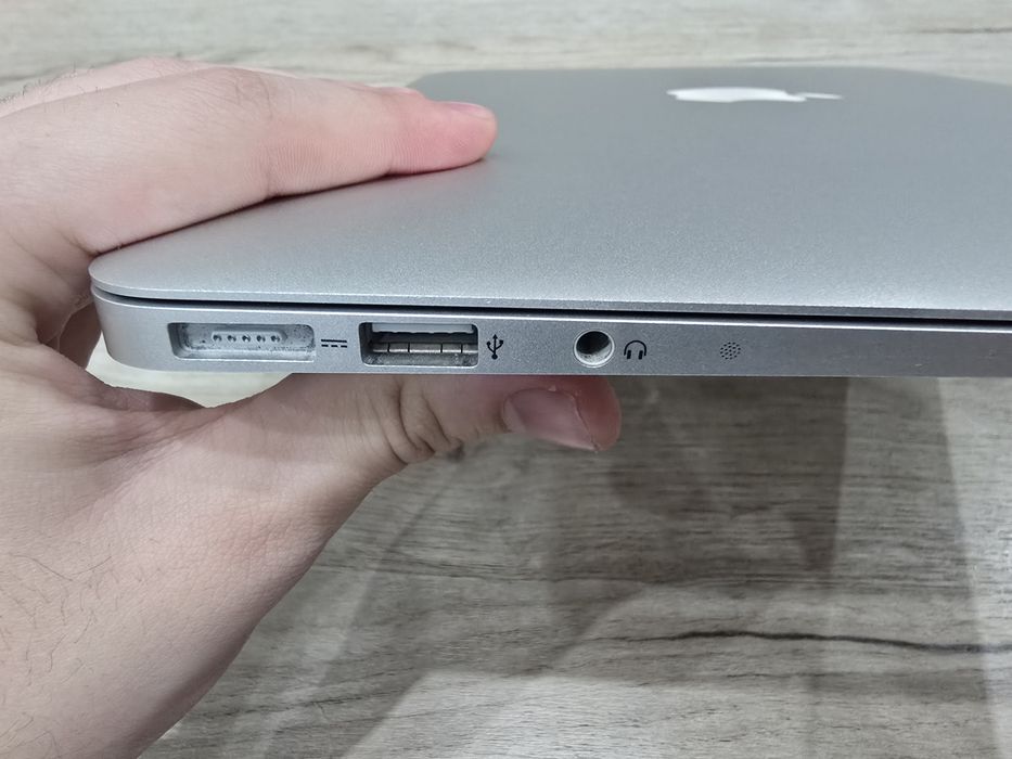 Macbook air 2012 i5 120gb ssd