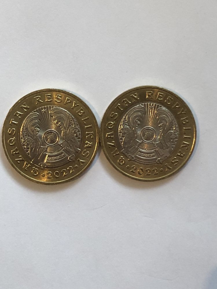 Продам две редких монеты 100тг