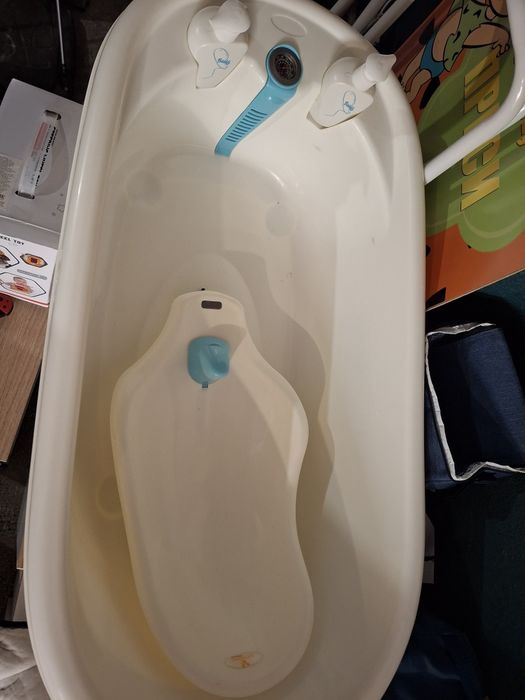 Корито за къпане със стойка