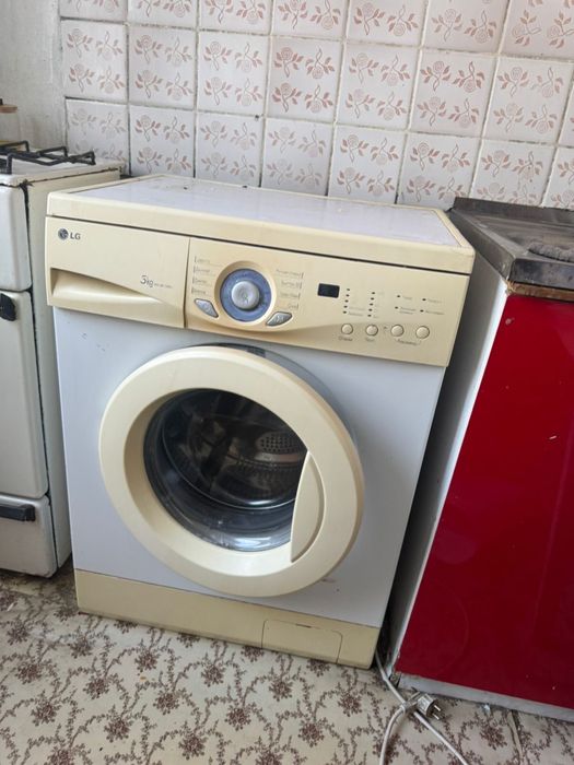 Продам стиральную машину
