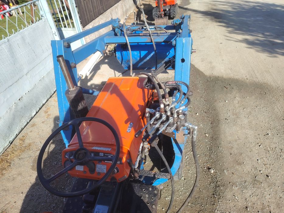 Cupă hidraulică tractoraș