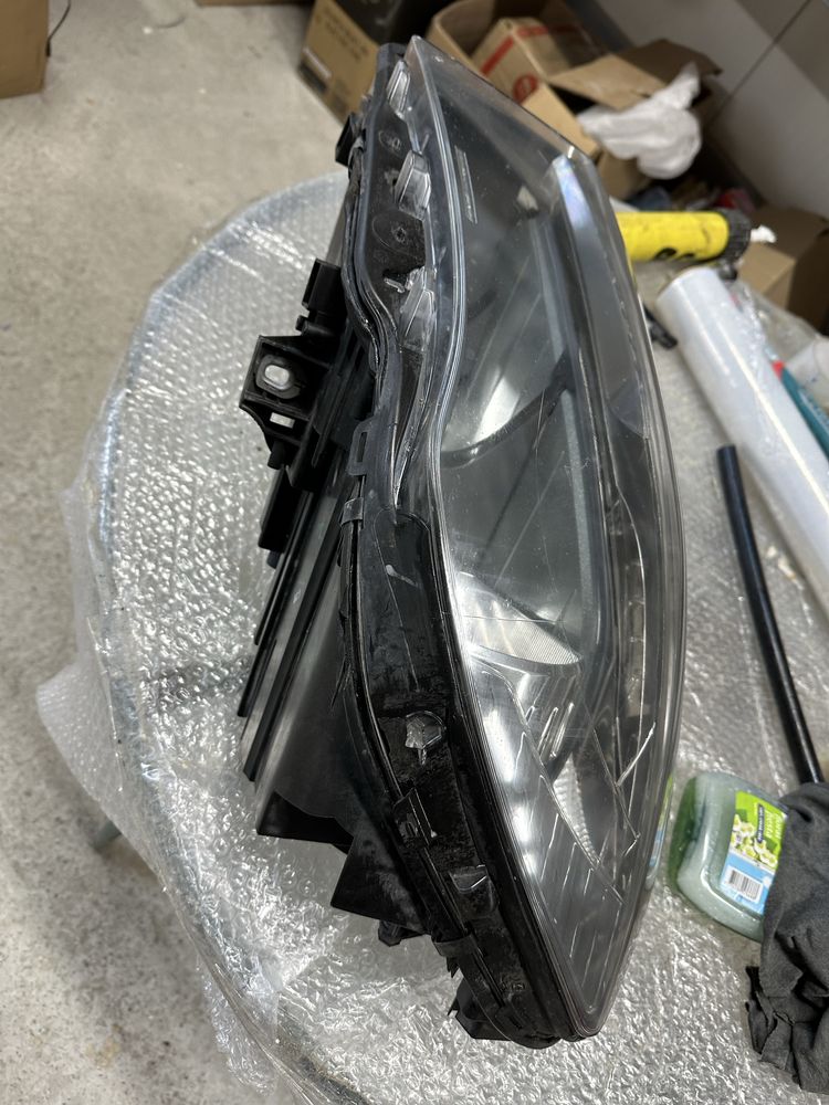 Far stânga mercedes cla w117.cod:a1178200261.