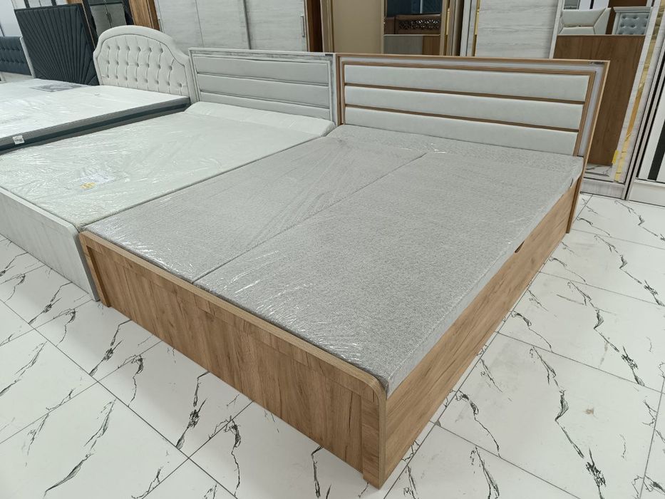 Двухспальная кровать фабричная качество можно в рассрочку