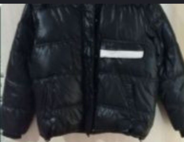 Продам женскую куртку