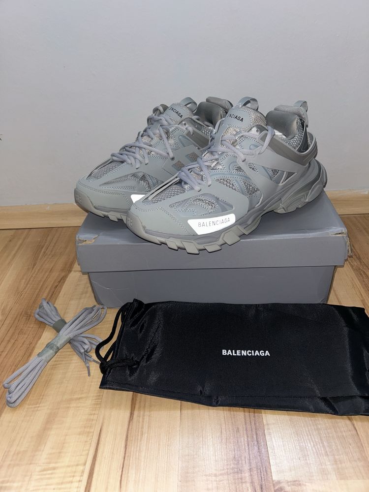Balenciaga Tracks (43)