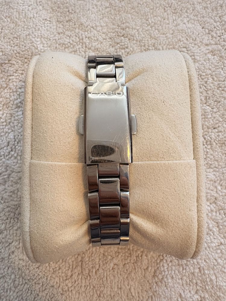 Оригинален Дамски часовник Casio