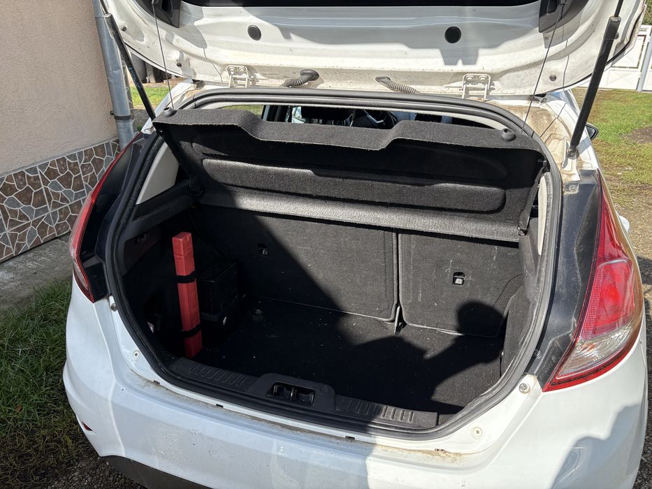 Ford Fiesta 1.5 TDCi, 2015 – stare excelentă, întreținută!