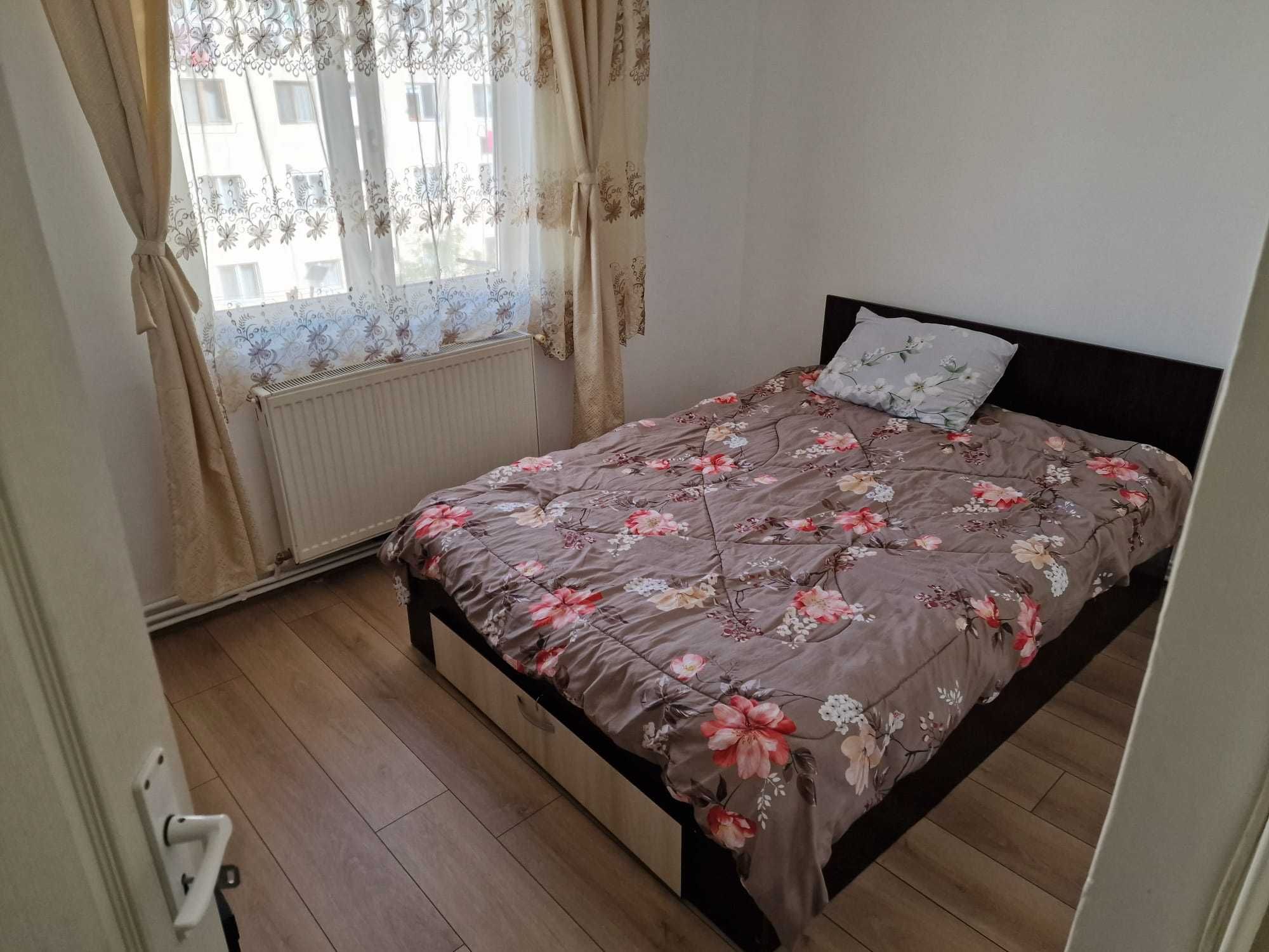 Inchiriez apartament