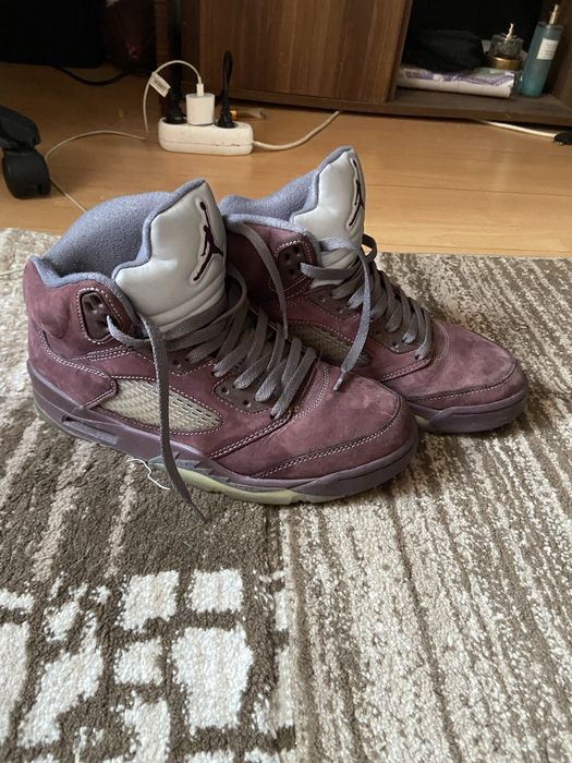 Jordan 5 Burgundy