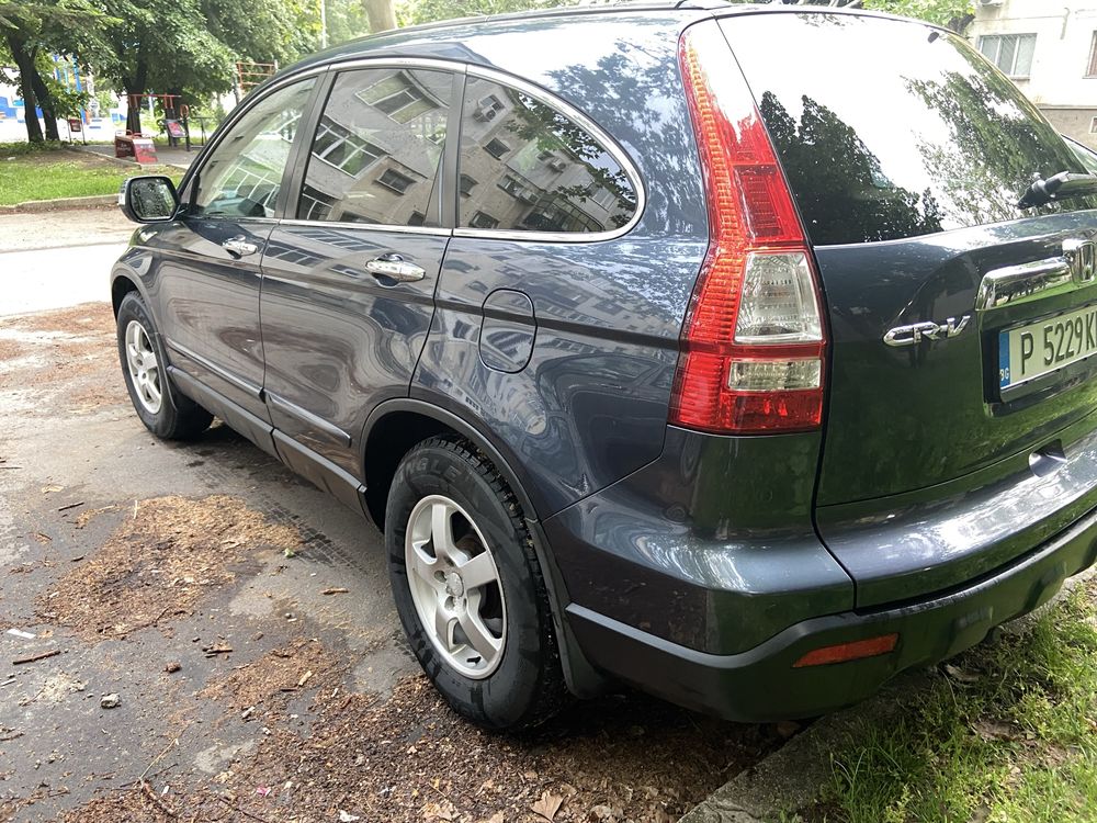 Продавам Honda crv супер състояние