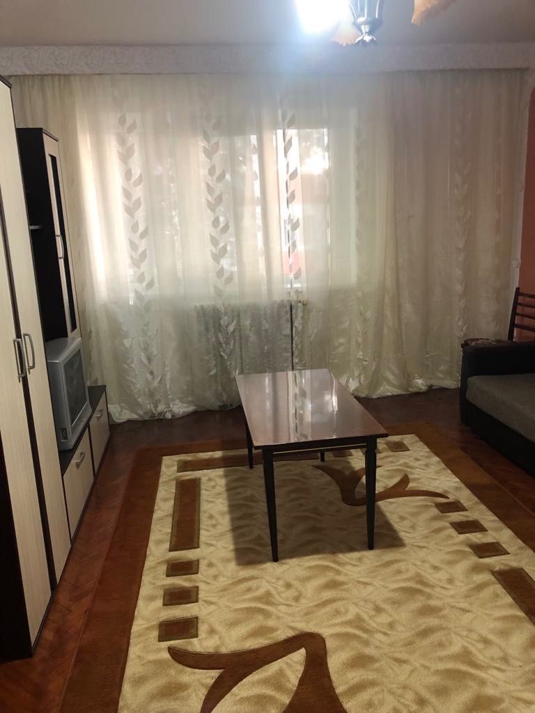 Apartament două camere de inchiriat