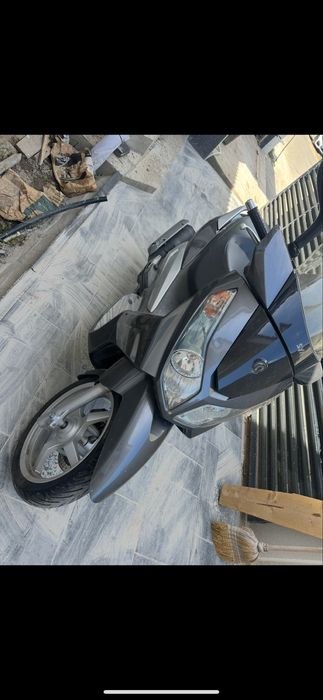 Scuter Sym 300i City