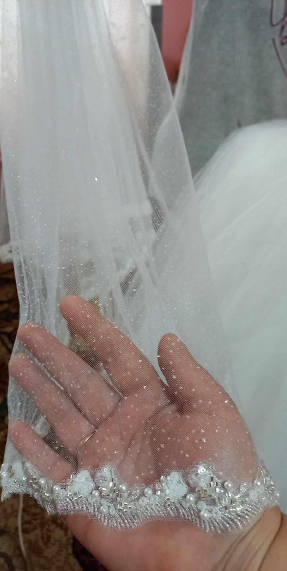 Vînd Rochița mea de mireasa  stil  prințesă  curățată și călcată profe
