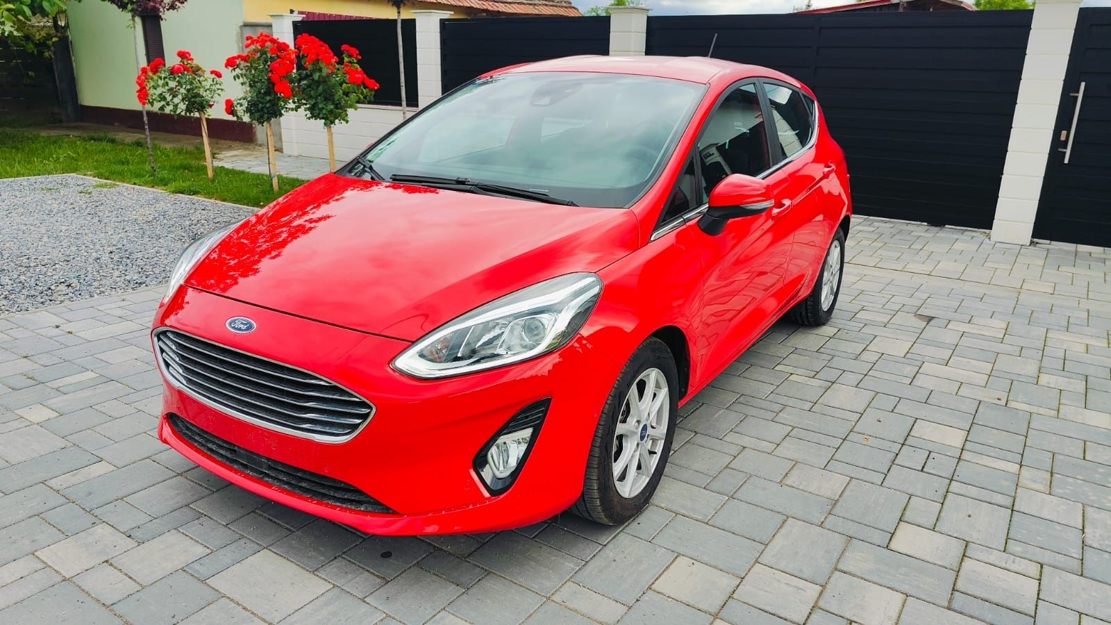 Ford fiesta ecoboost HIBRID 2020