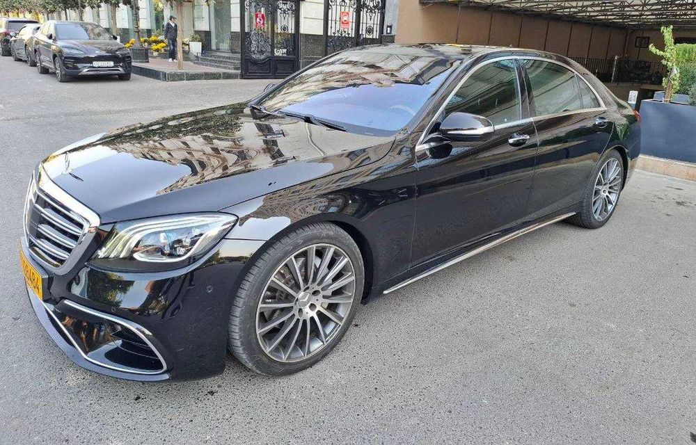 Продам Mercedes S400 заряжен в кузов 2020 цена 53500уе торг у капота