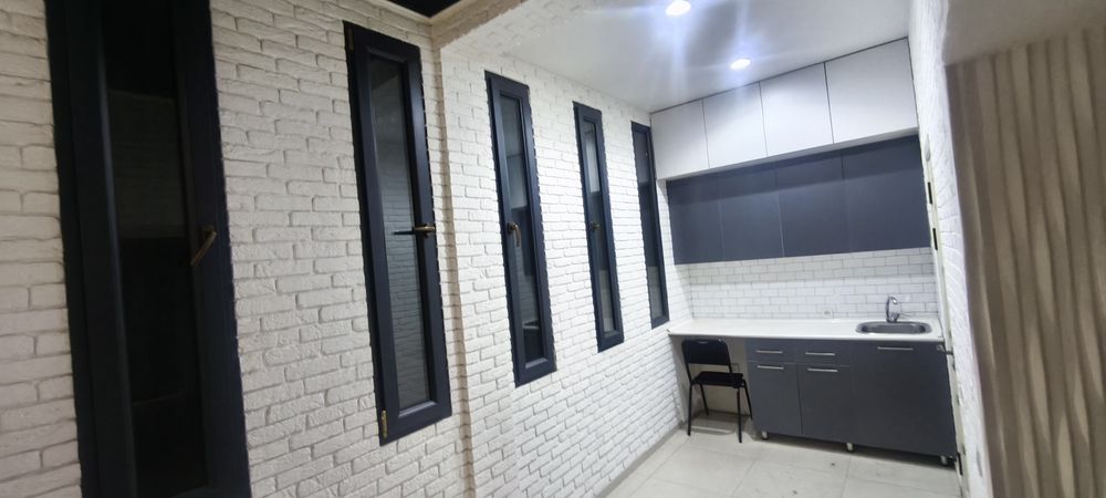 Mukumiy ofis , Мукумий офис