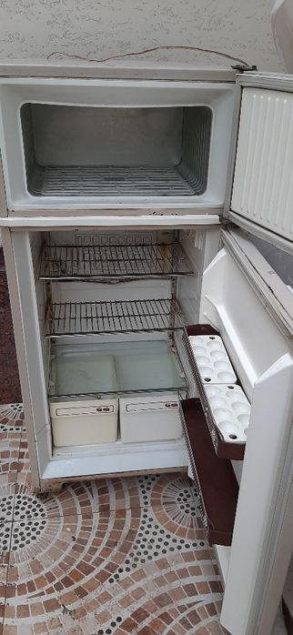 Srochna xaladilnik Sotiladi