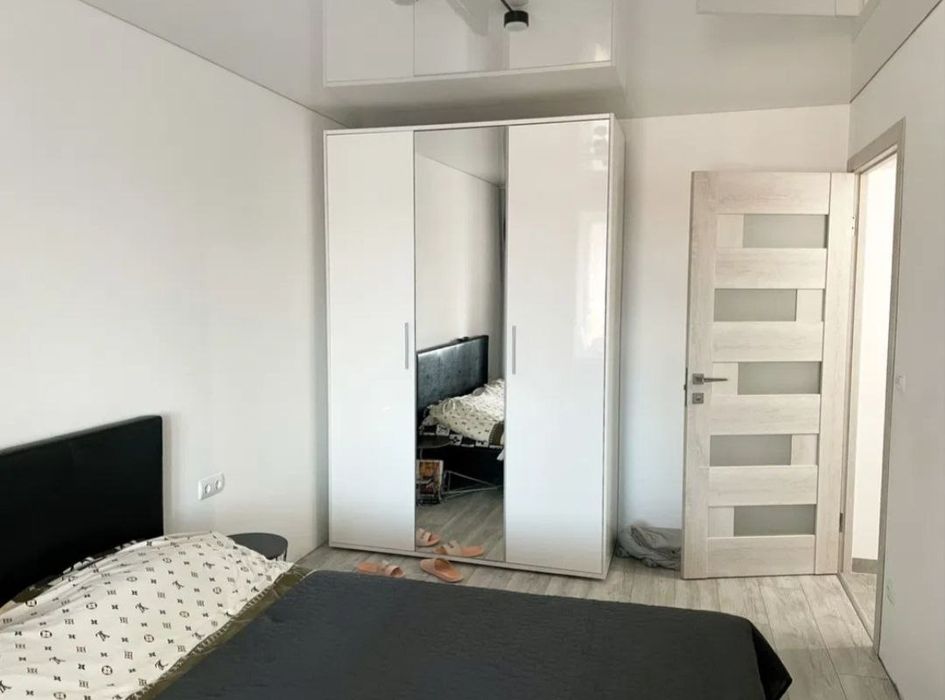 Часы 2000 тенге. 1-комнатная. Центр. Абая. WI-FI