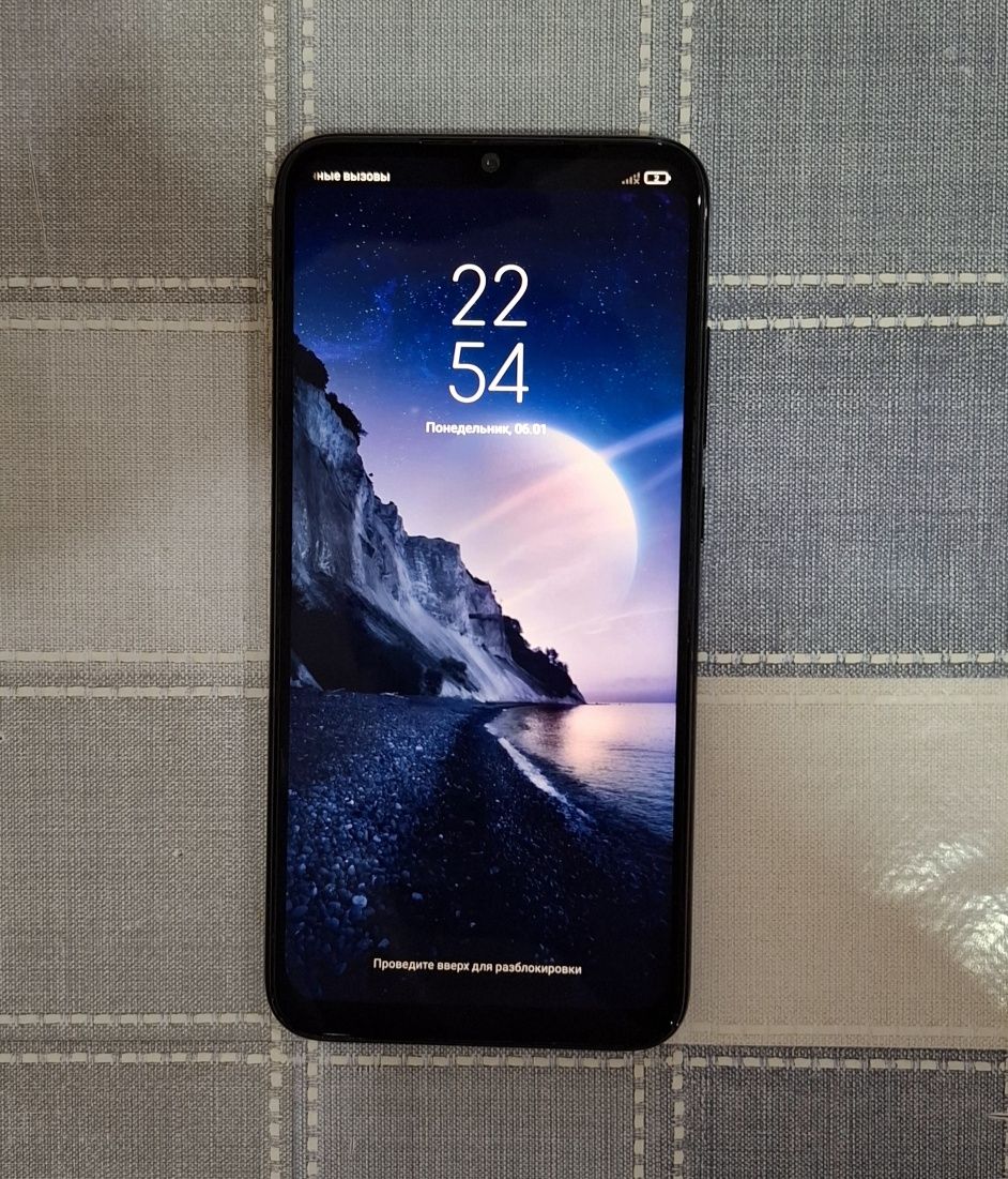 Продаётся телефон Redmi note 8.