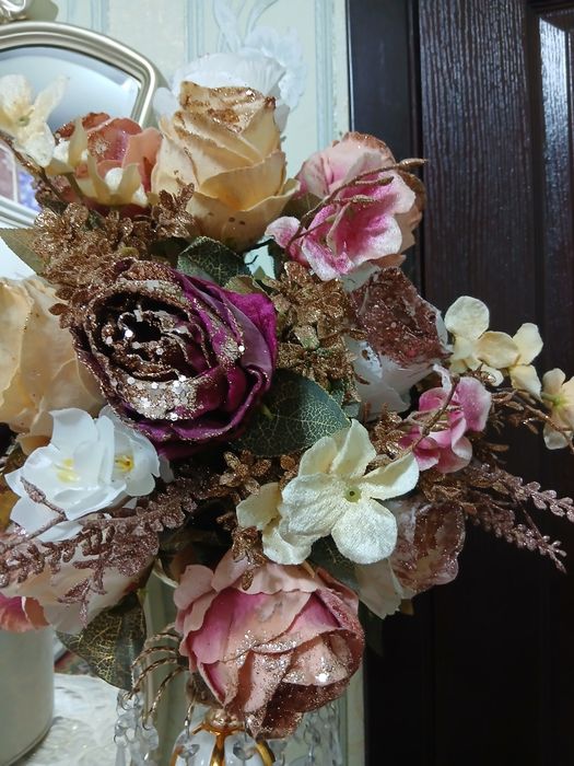 Gul zalga stol ustiga