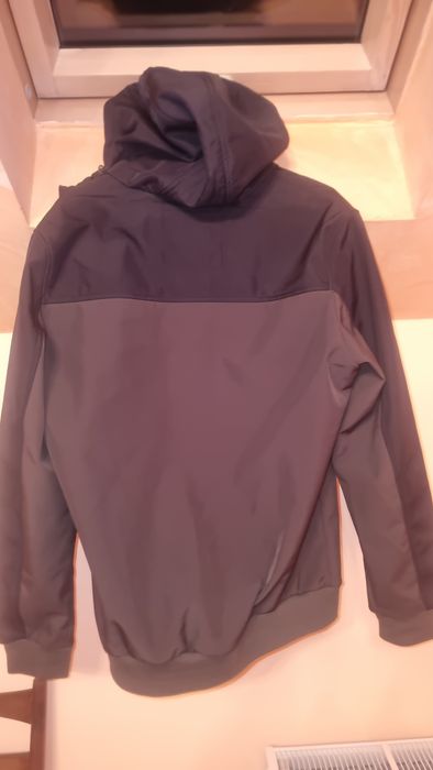 Vând geacă bărbați