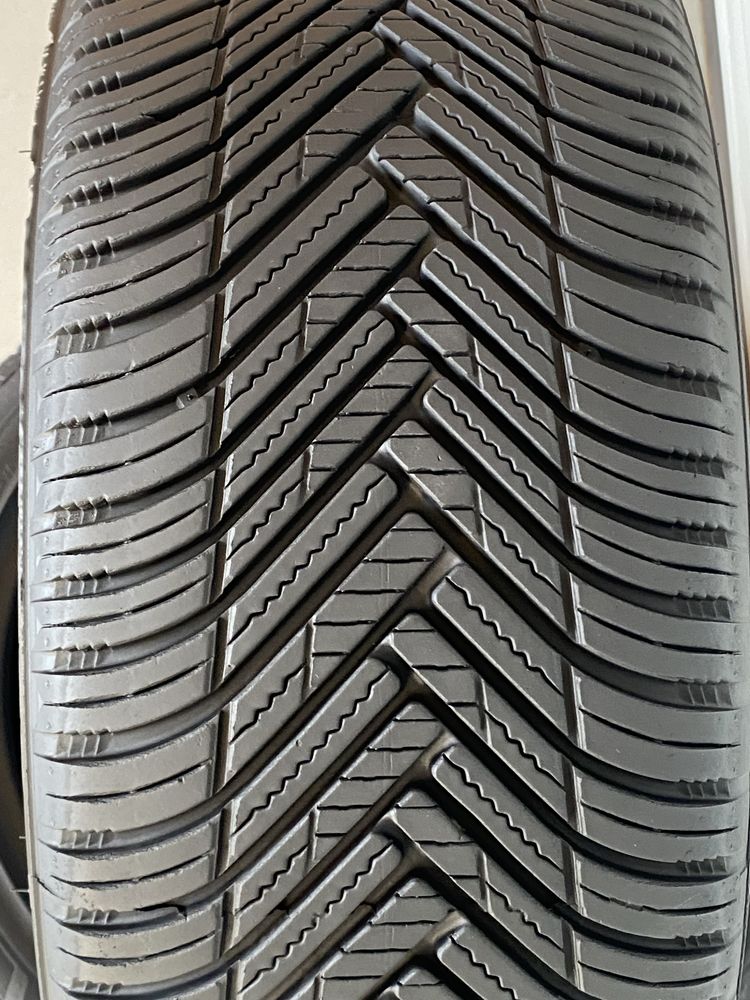 2бр всесезонни гуми 225/45/17/Hankook kinergy  4S2/dot3022/7.5мм грайп