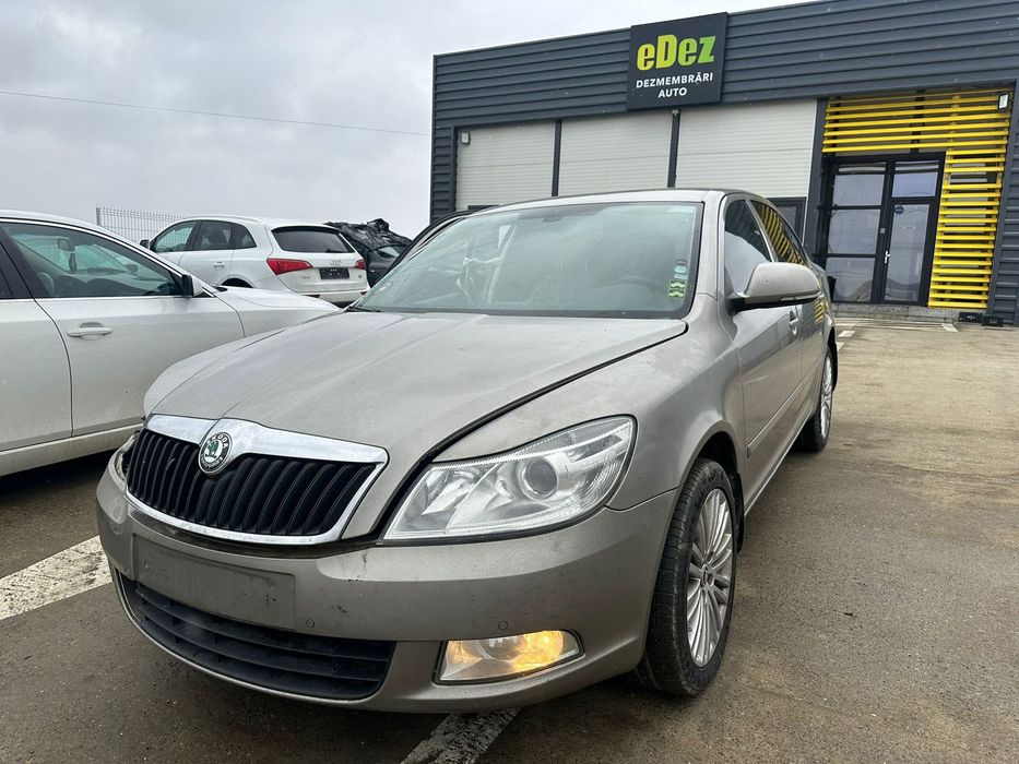 Dezmembrez / Dezmembrari / Piese / Accesorii Skoda octavia 2 facelift 2012 2.0 tdi CFHC bej volan stanga