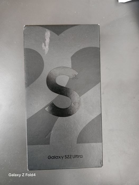 Samsung sS22 Ultra, nu se aprinde, il vând urgent!
