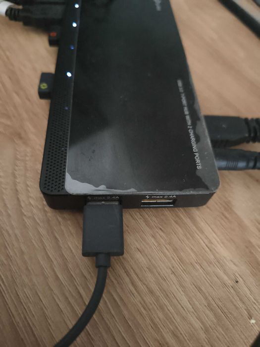 Hub USB TP-LINK UH720, pachet complet